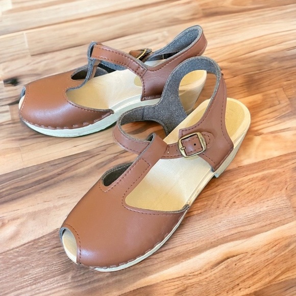Nicora Vegan T-strap clogs 🌱 Sz 37 SOLD OUT - Picture 1 of 6